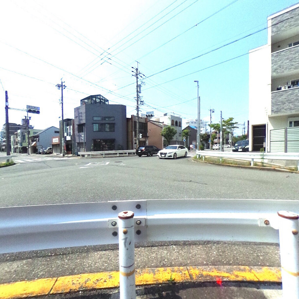 写真:名古屋市昭和区塩付通1丁目の建物全景