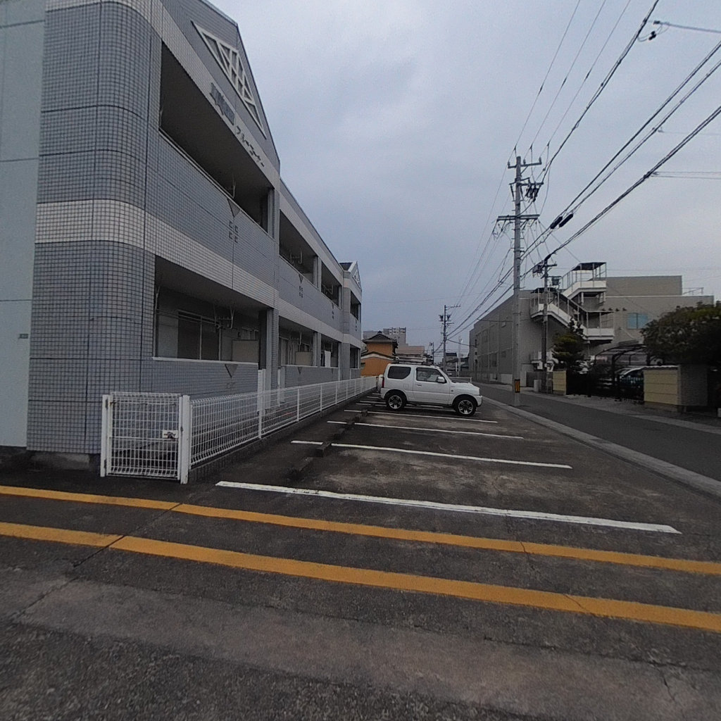 写真:ブルーコーナーの建物全景