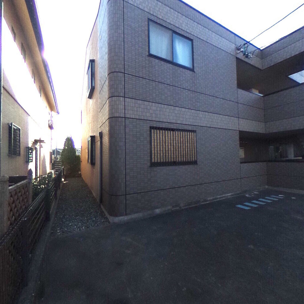 写真:ヴィラNAKAGAWAⅡの建物全景