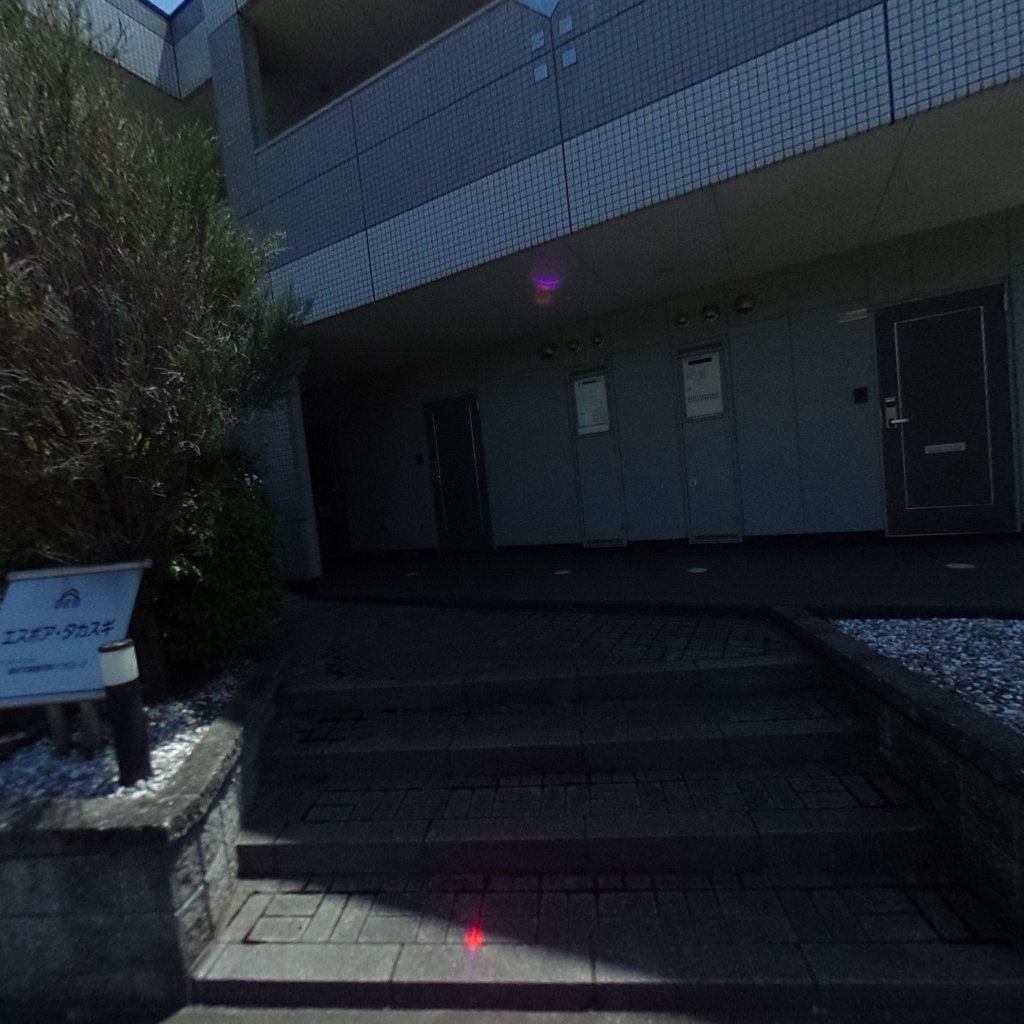 写真:エスポア・タカスギの建物全景