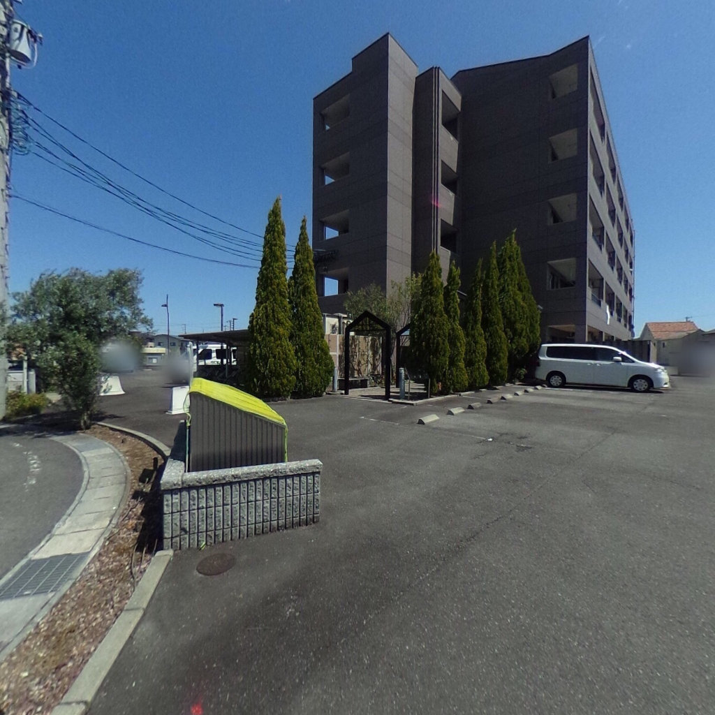 写真:ミウラ マンション(Miura Mansion)の敷地全景