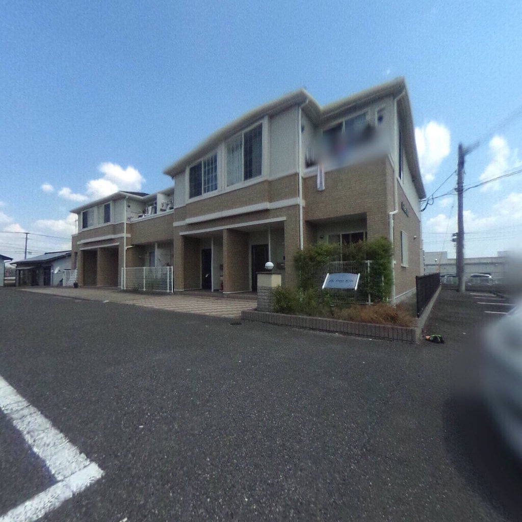 写真:クレスト ヒルズの建物全景