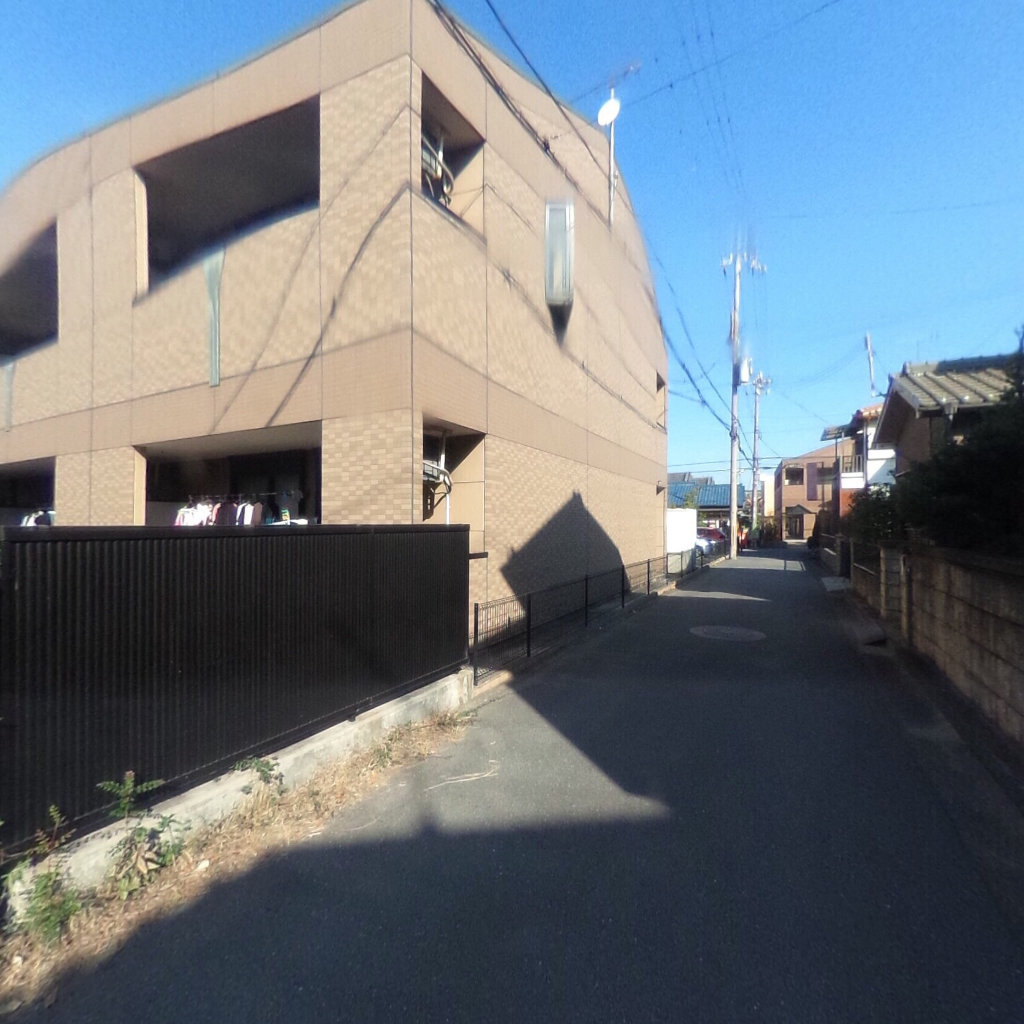 写真：加古川市尾上町池田の建物全景