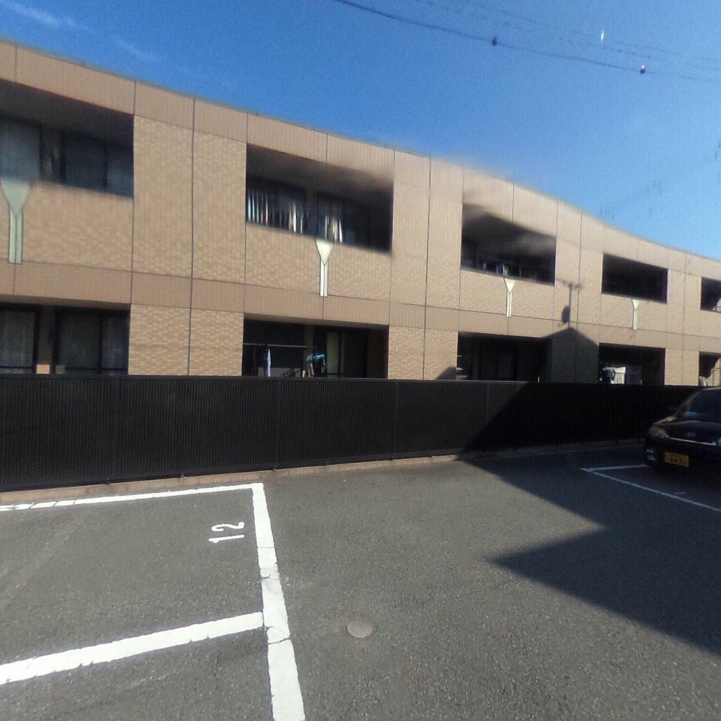 写真：加古川市尾上町池田の建物全景