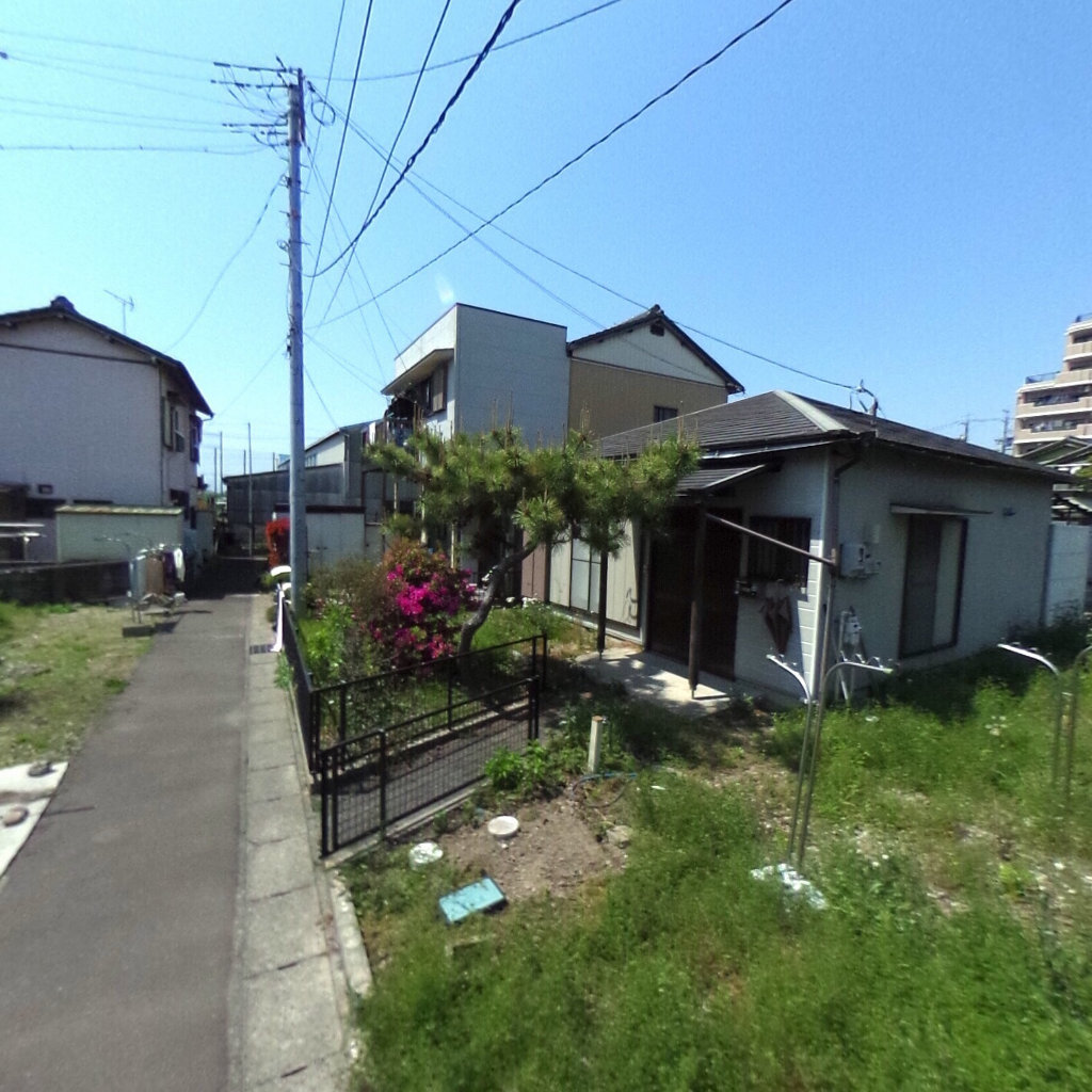 写真:西市町貸家の敷地全景
