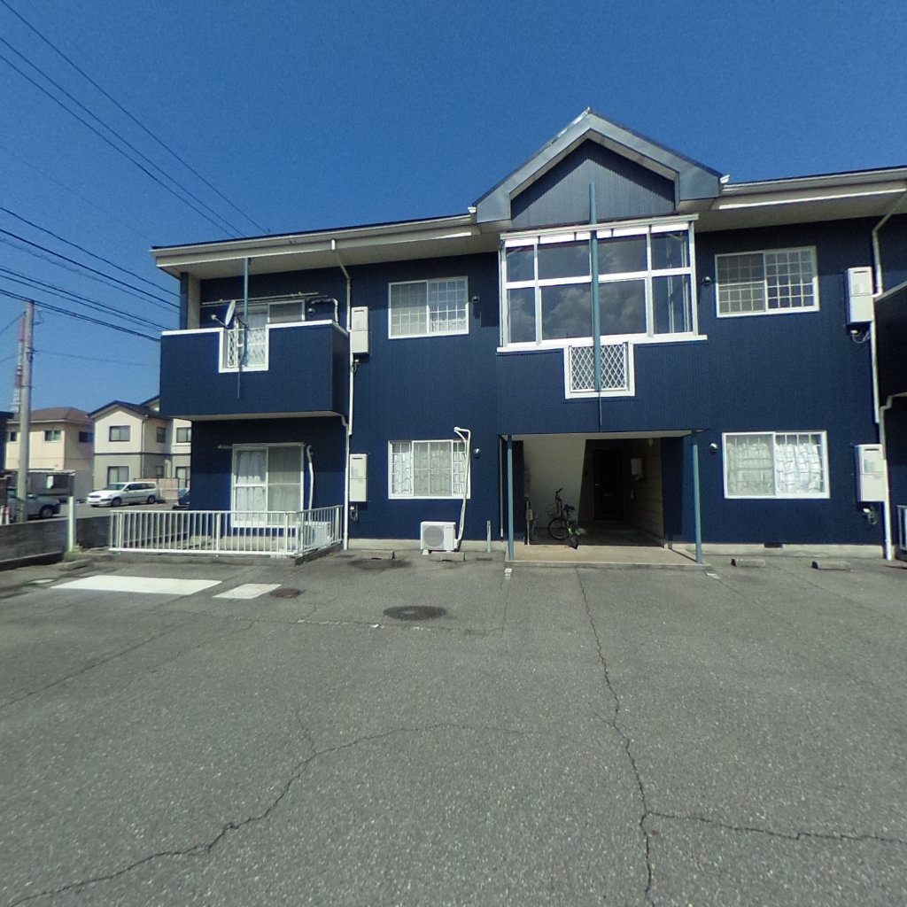 写真:プラドール松田Aの建物全景