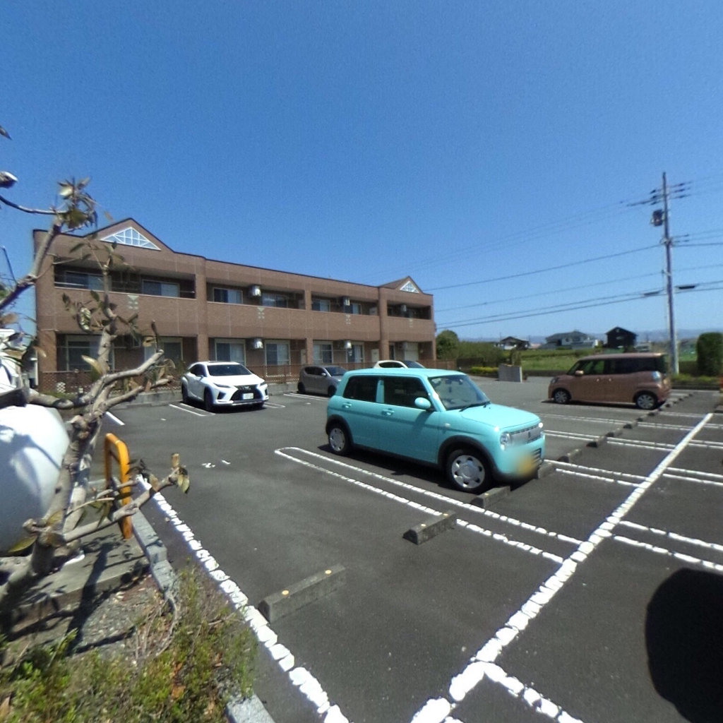 写真：ローズガーデン長塚Ⅰの建物外観