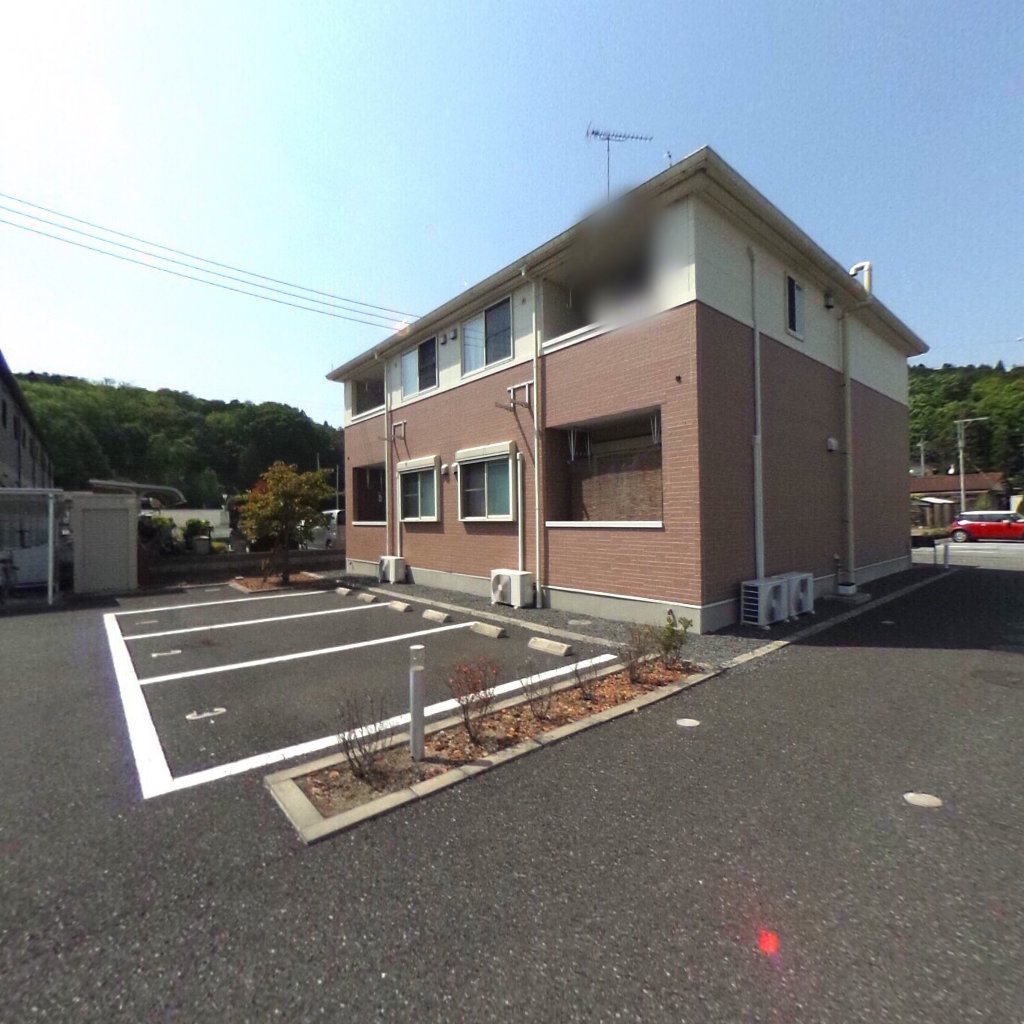 写真:グローリーⅡ A棟の敷地全景