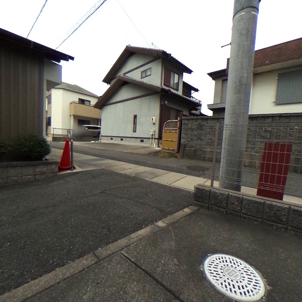 写真:ブルーローズの建物全景