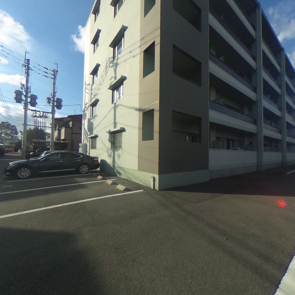 写真:熊本市南区出仲間6丁目の建物全景