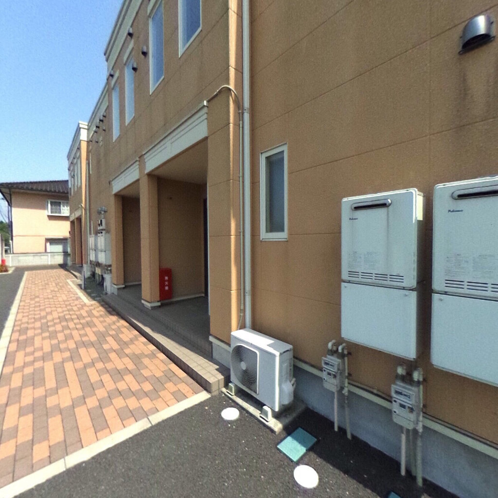 写真:サンパレスの建物全景
