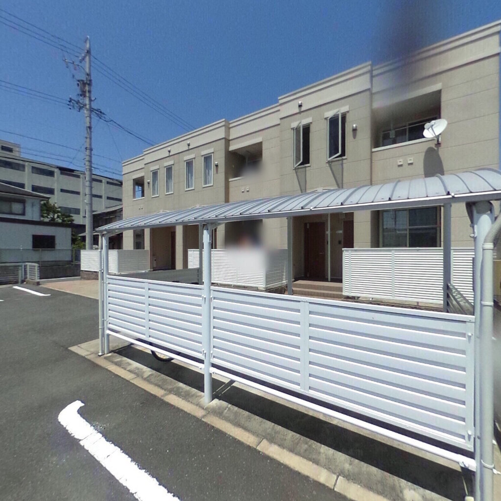 写真:ルーエンハイム宗Ⅲの建物全景