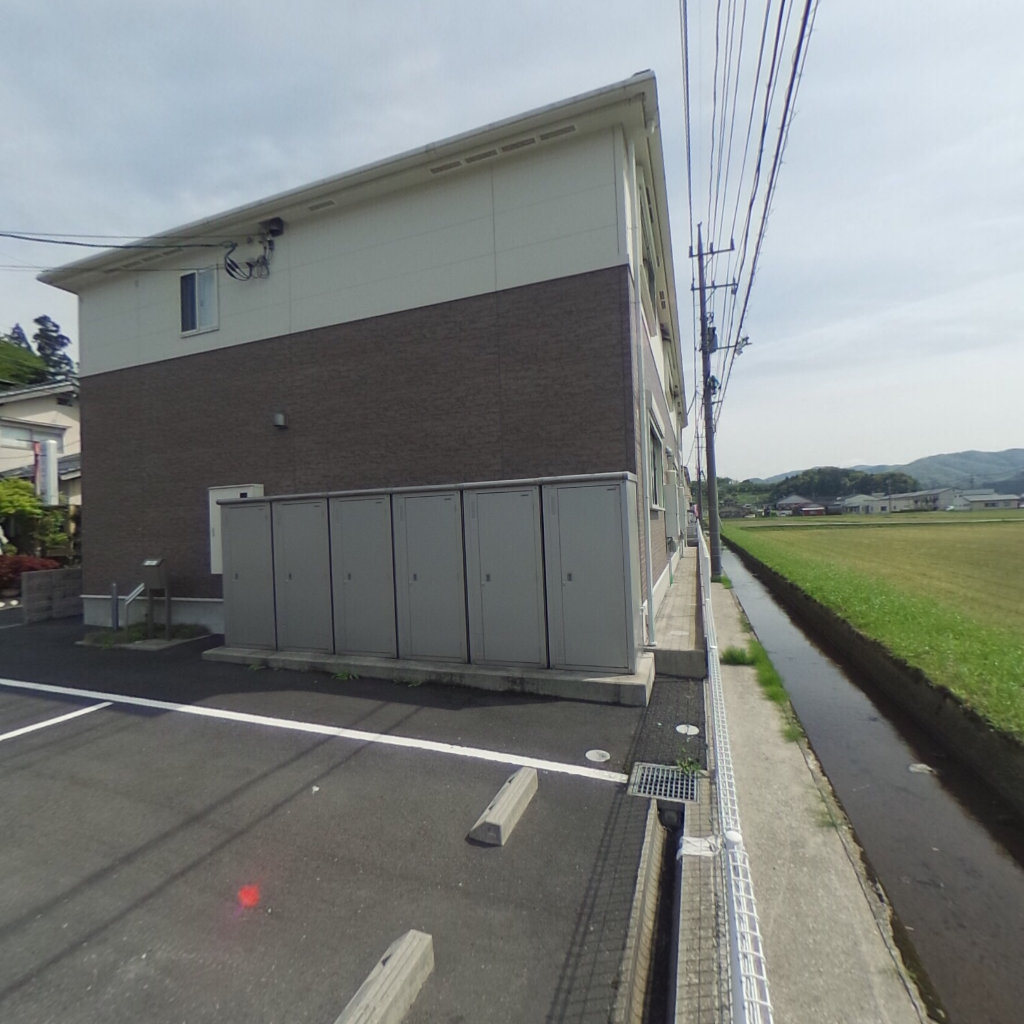 写真:メゾン ドゥ サンマリノの敷地全景