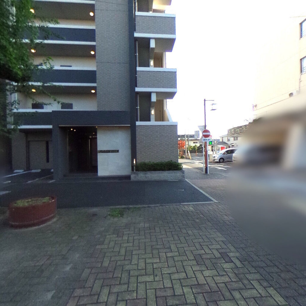 写真:名古屋市昭和区御器所通2丁目の建物全景