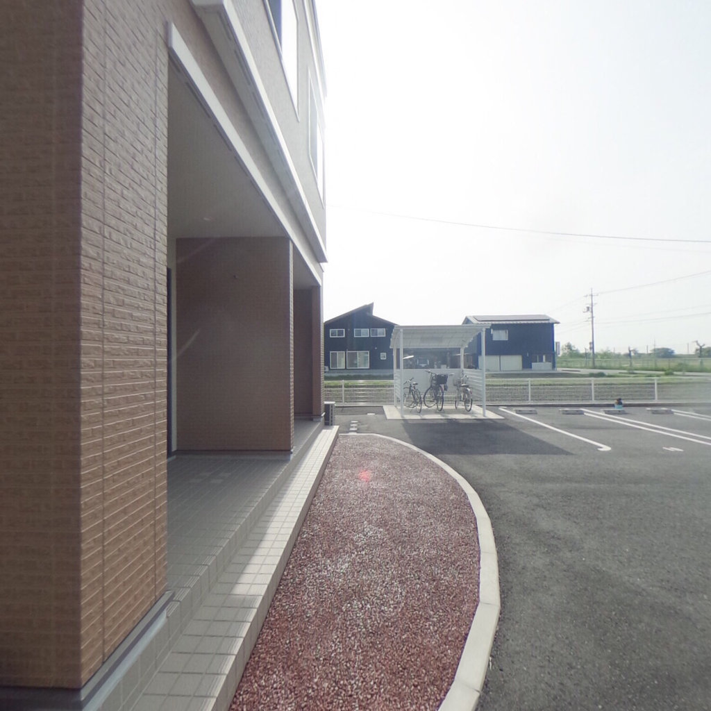 写真:リアンの建物全景