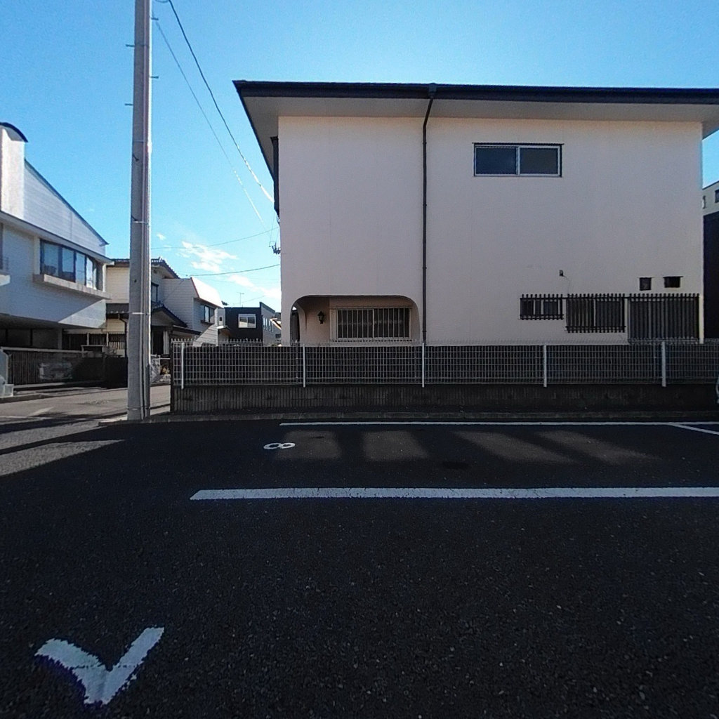 写真:ワイズスクエア92(Y’s square92 )の建物全景