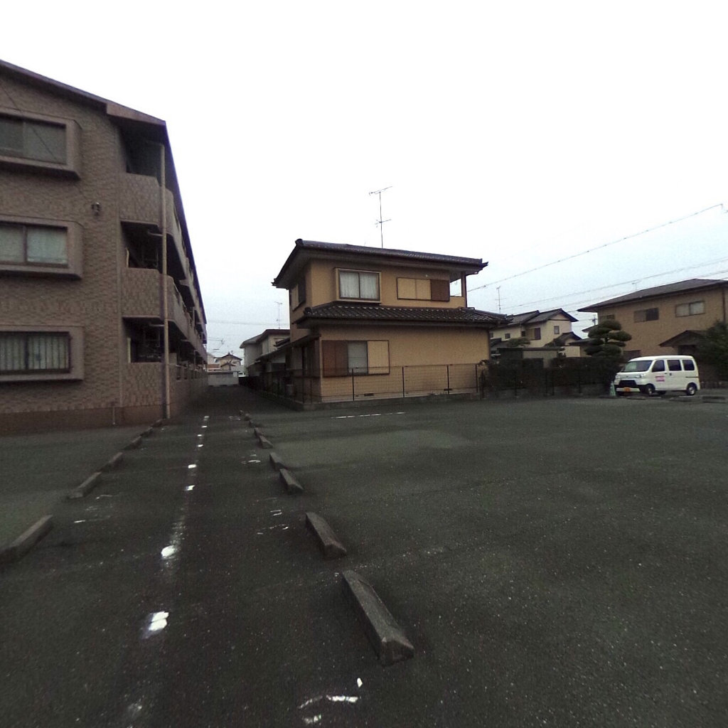 写真:ナタシオンの敷地全景