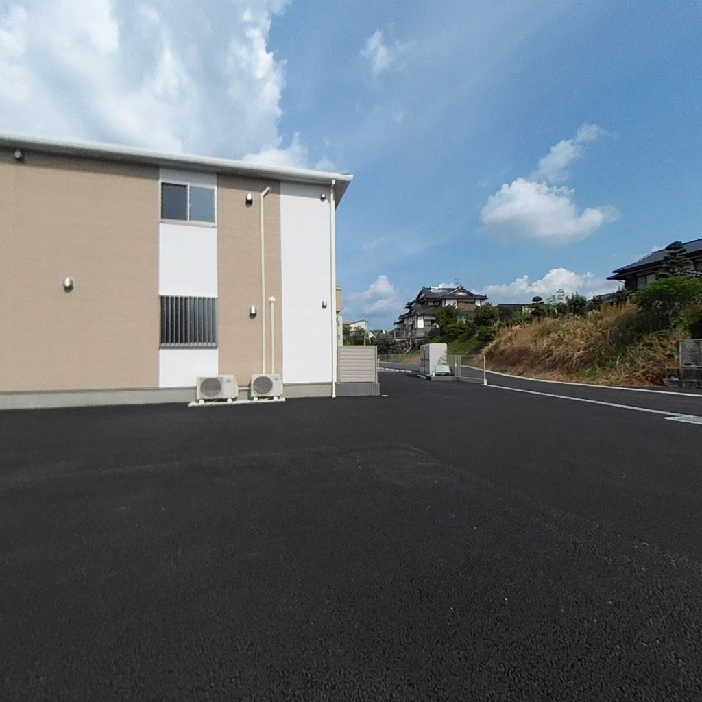 写真:Liberteの建物右側