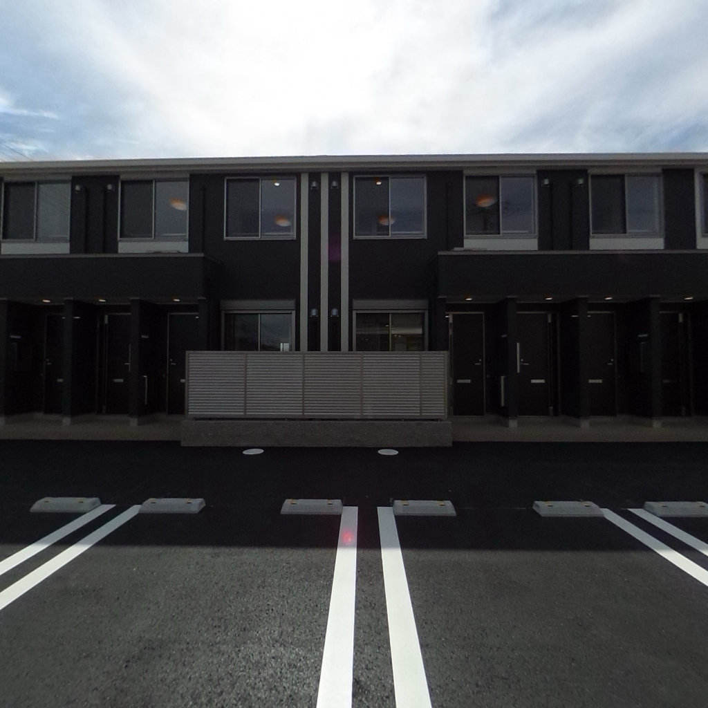 写真:M’sコートの建物全景