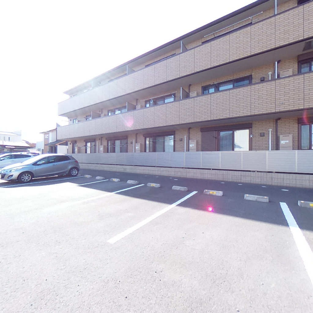 写真:エスポワール浜町の建物全景