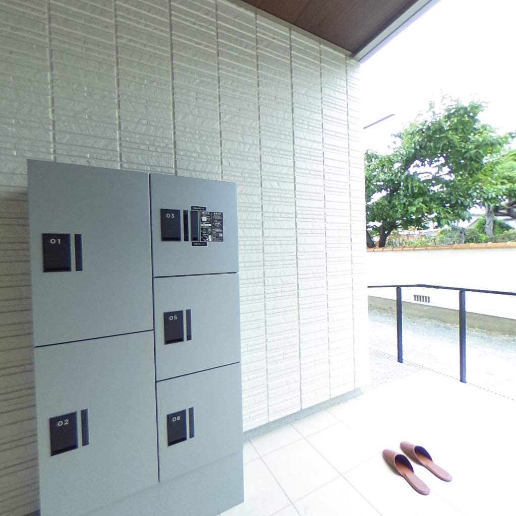 写真:シャーメゾンノーススクエアのエントランス