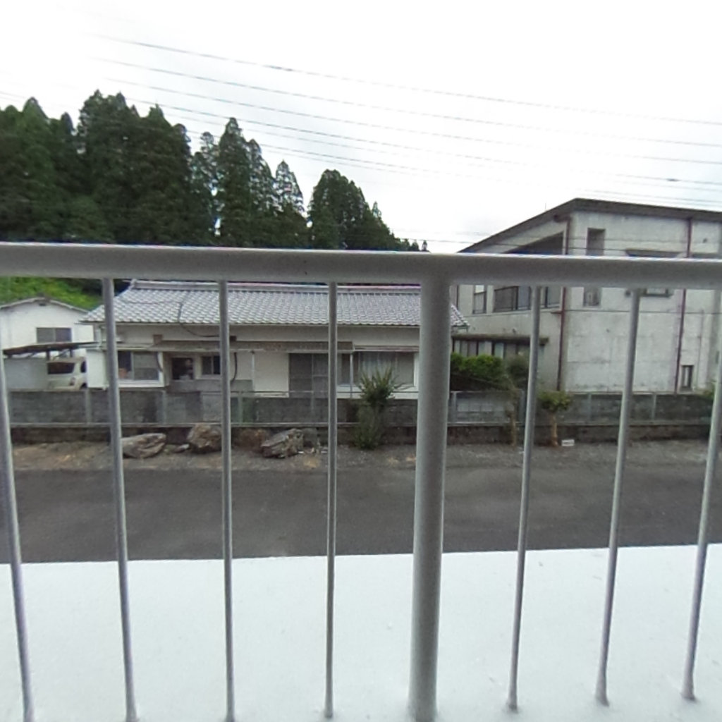 写真:リルームス三重町Ⅱのバルコニー