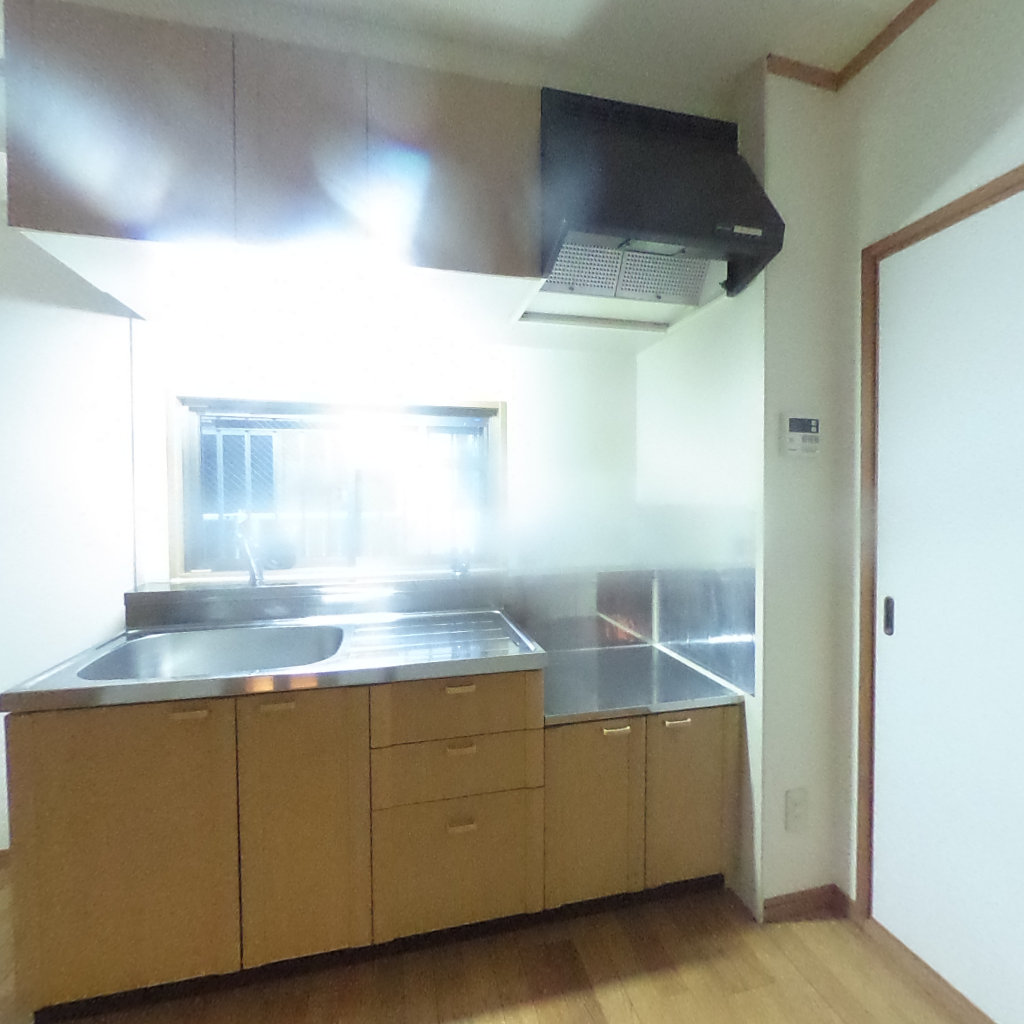 写真:新橋ハーバーのダイニングキッチン