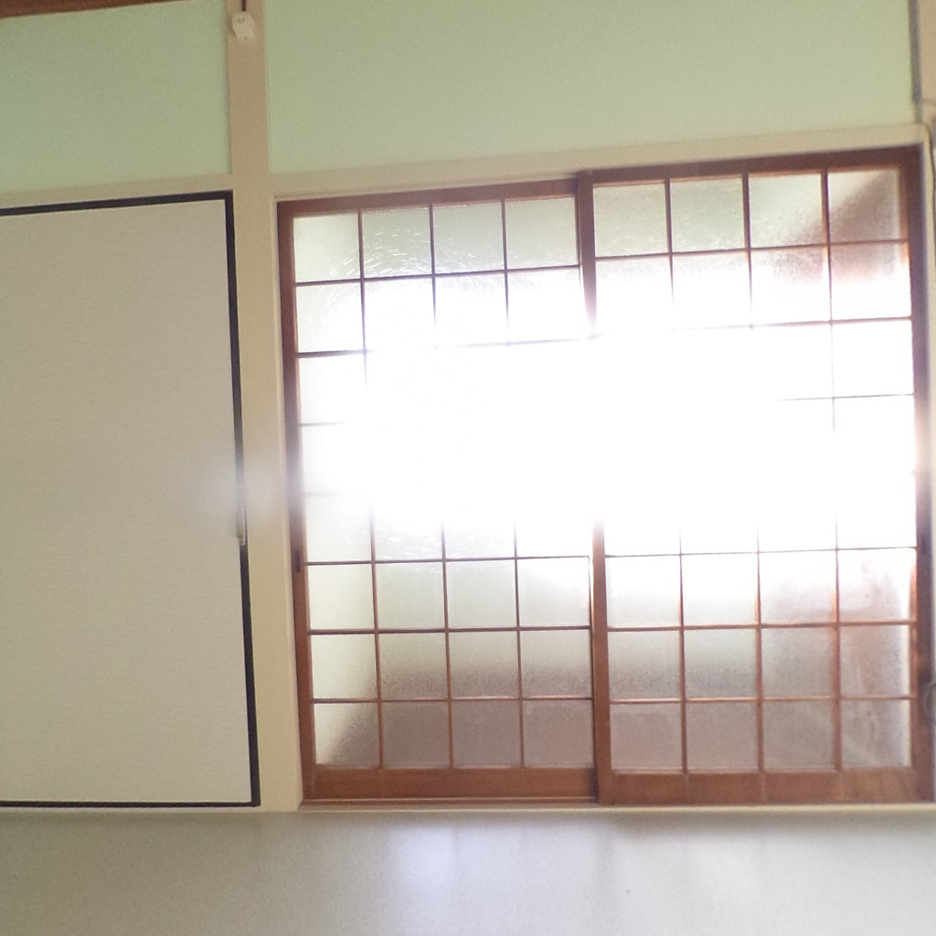 写真:大久保町2丁目貸家の洋室