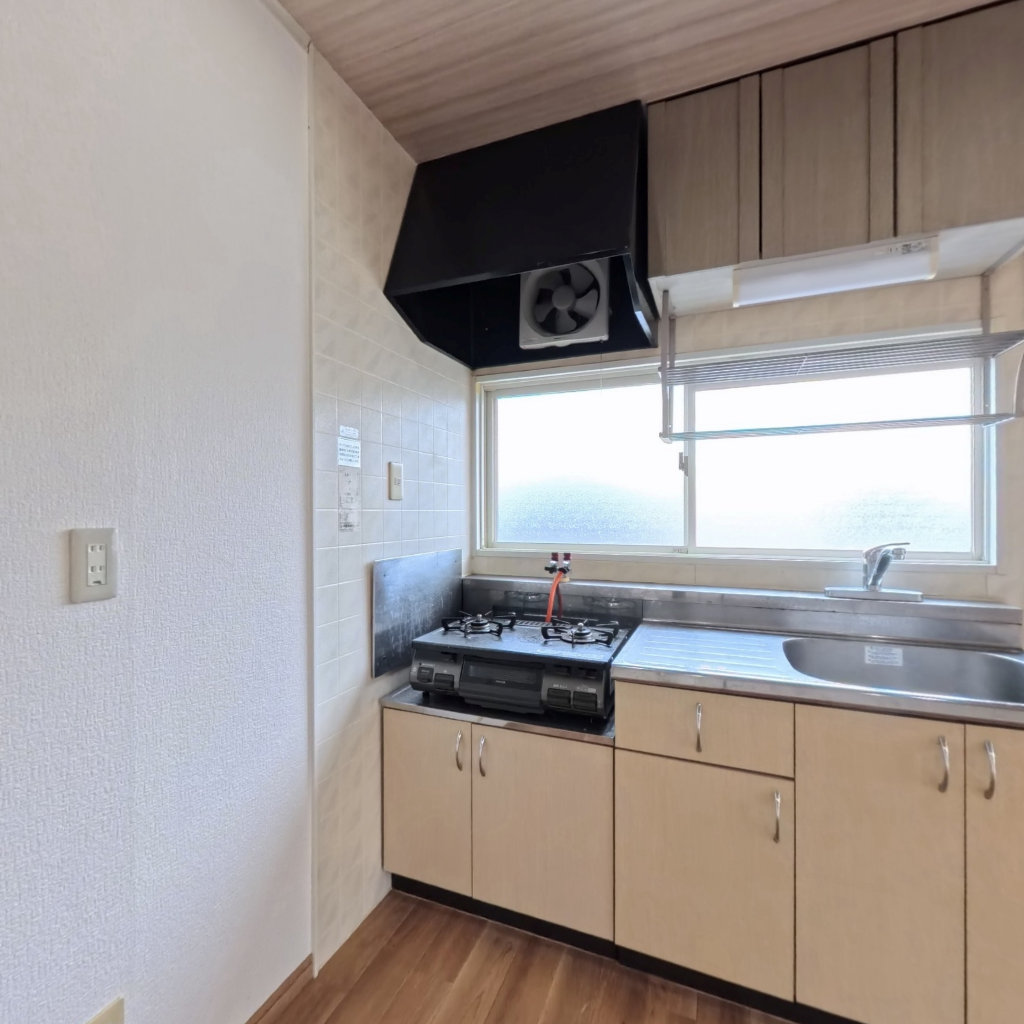 写真:WOODY TOWNのキッチン
