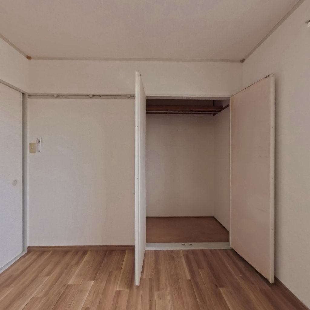 写真:WOODY TOWNの洋室