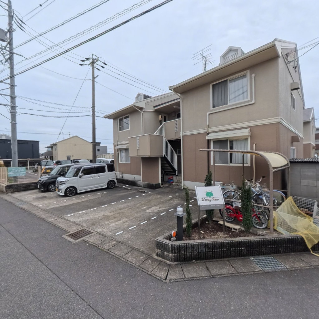 写真:WOODY TOWNの建物全景