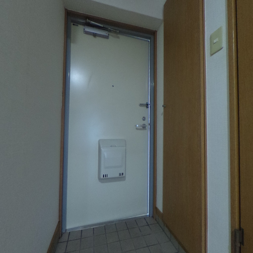 写真:高松市多肥下町の玄関ホール