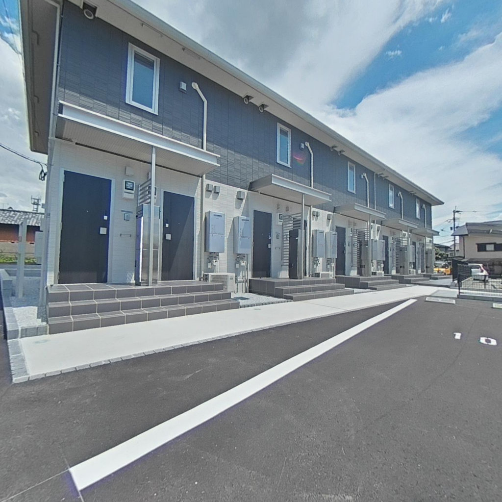 写真:アモリール西牟田の建物全景