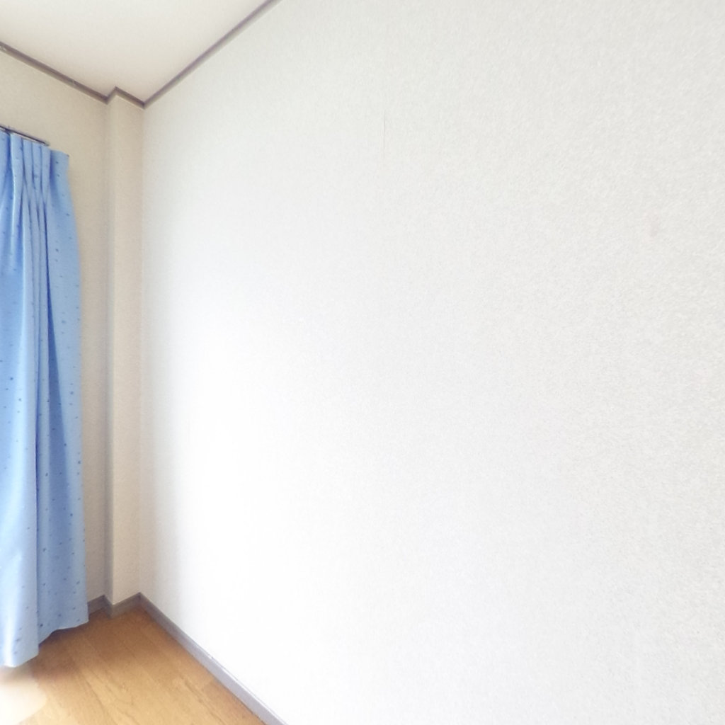 写真:カーサテンプラードの洋室