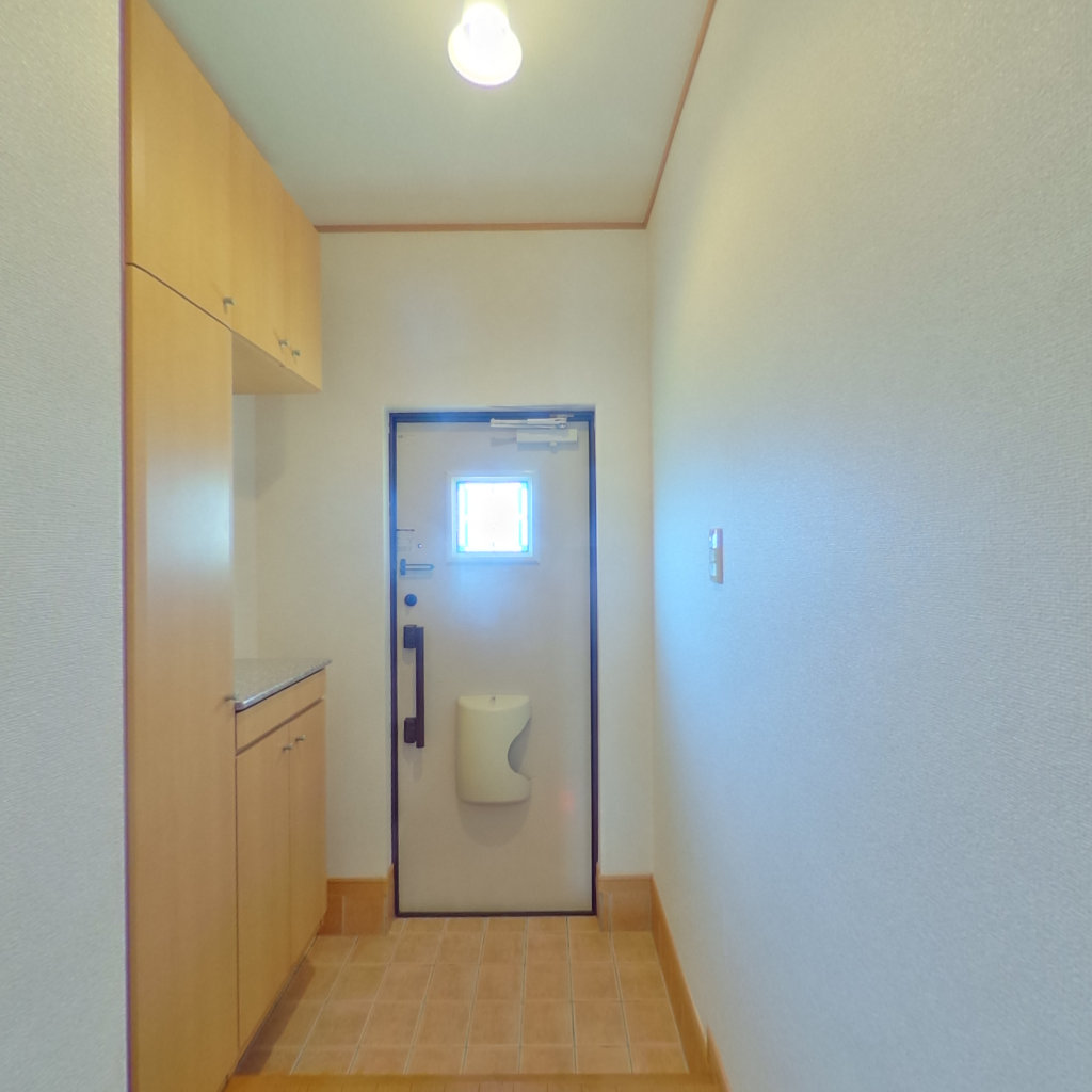 写真:板野郡北島町鯛浜字川久保の玄関ホール