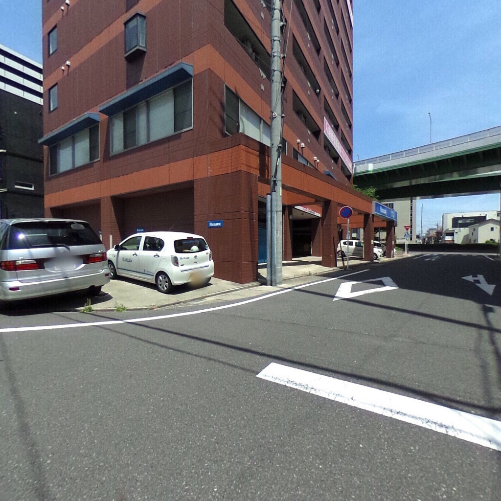 写真:リバパレス鶴舞の建物全景